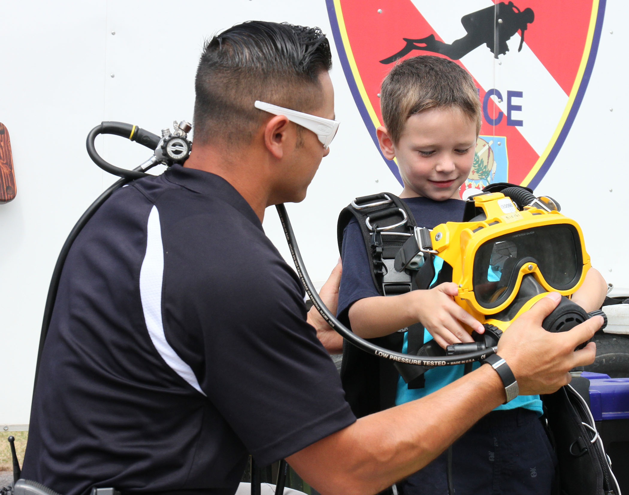 Lawton police host picnic for kids