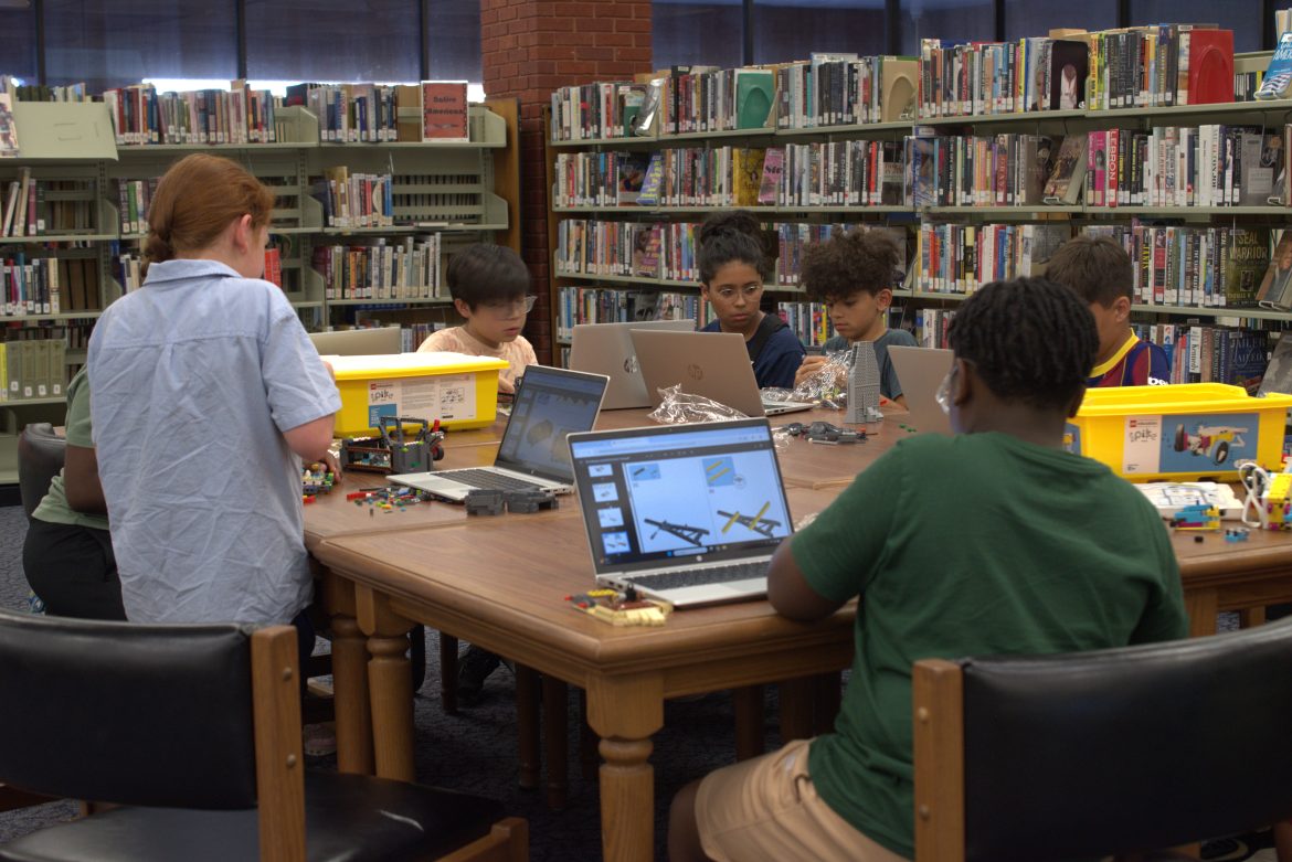 Robotics Club at the Lawton Library